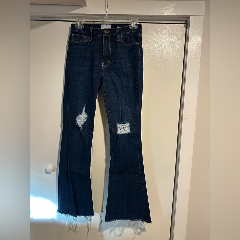 Women's Distressed Blue Jeans